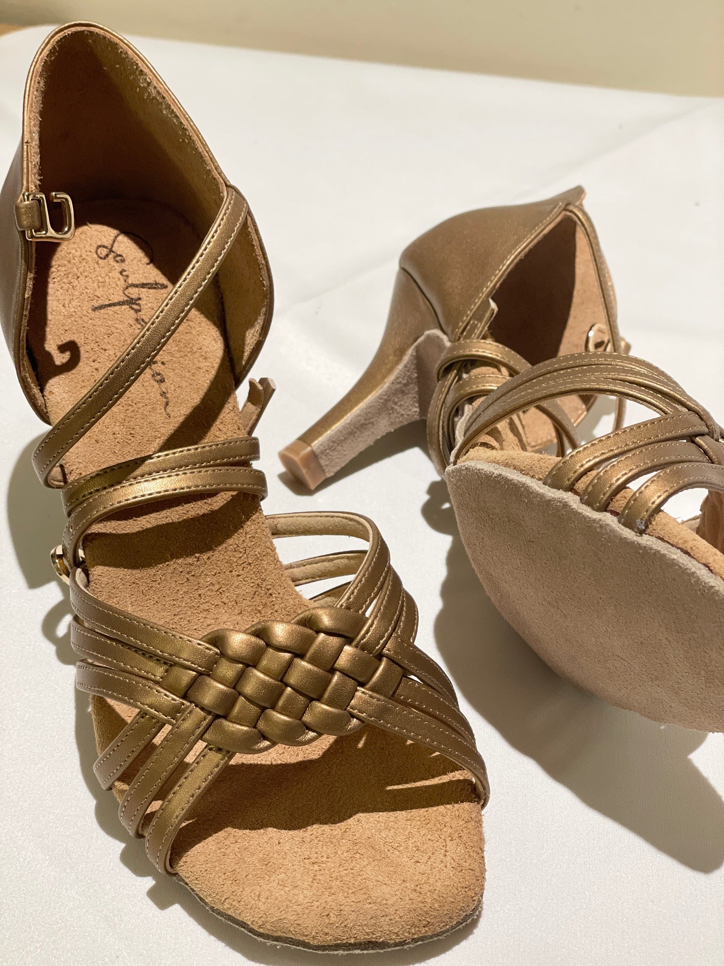 Style 107 - Dark Tan Leather 7.5cm Straight