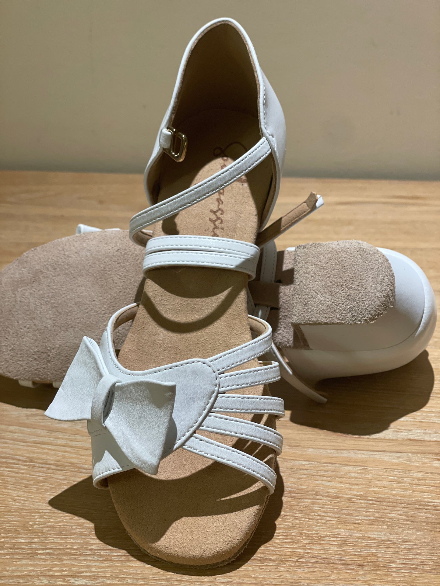 Style 602 - Princess - Bow - White/Silver Leather 3.5cm Heels