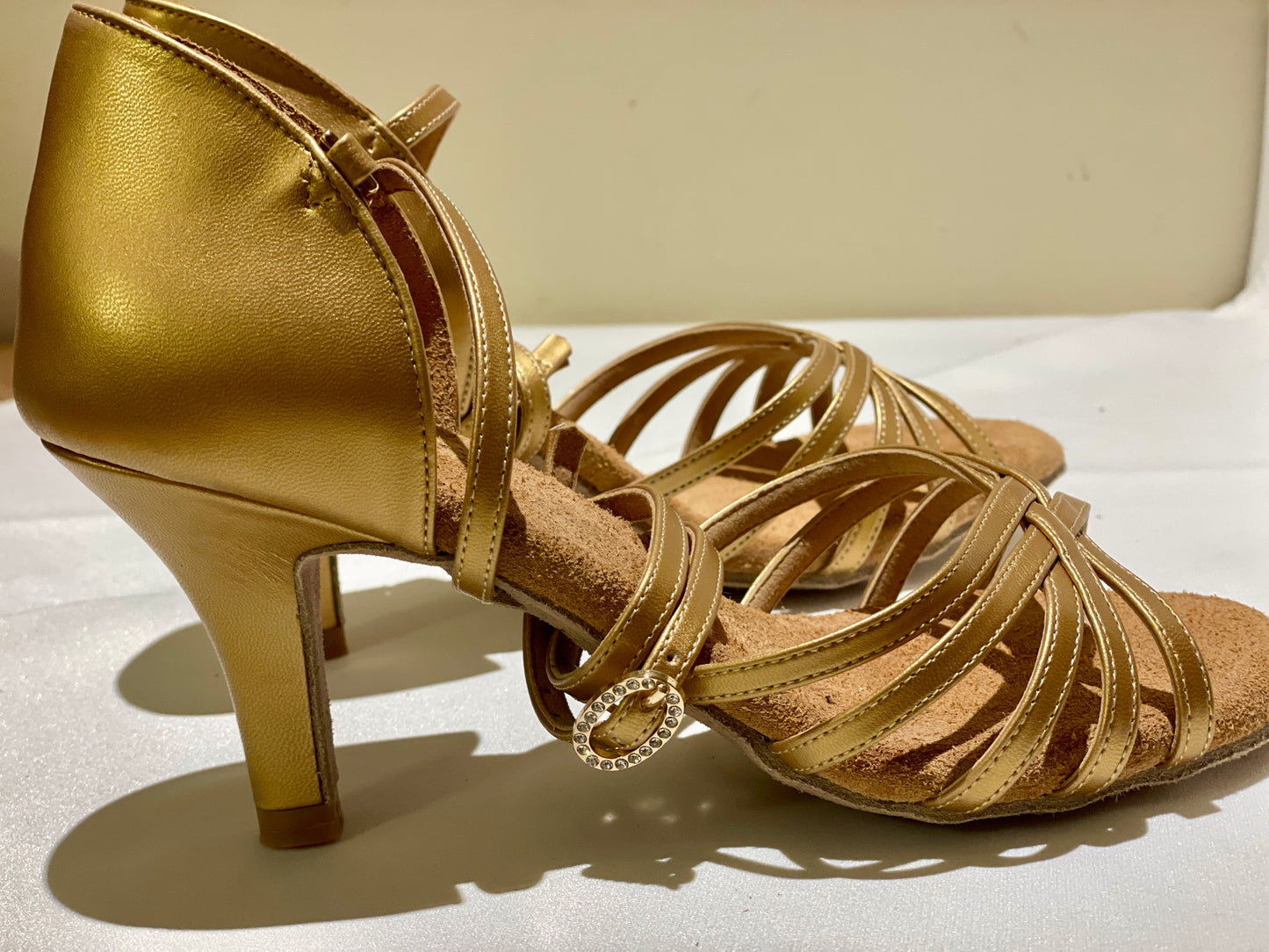 Style 105 - Gold Leather 5 straps 7.5cm Straight