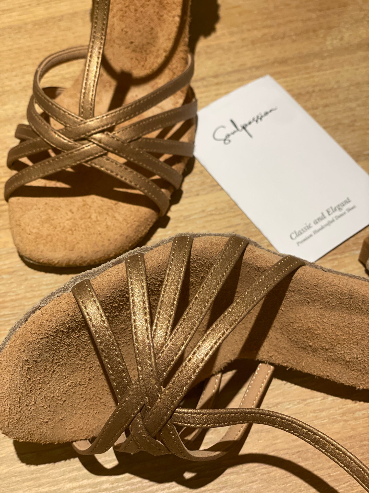 Style 102 - Must-Have T-bar 7.5cm Straight Heel Dark Tan Leather