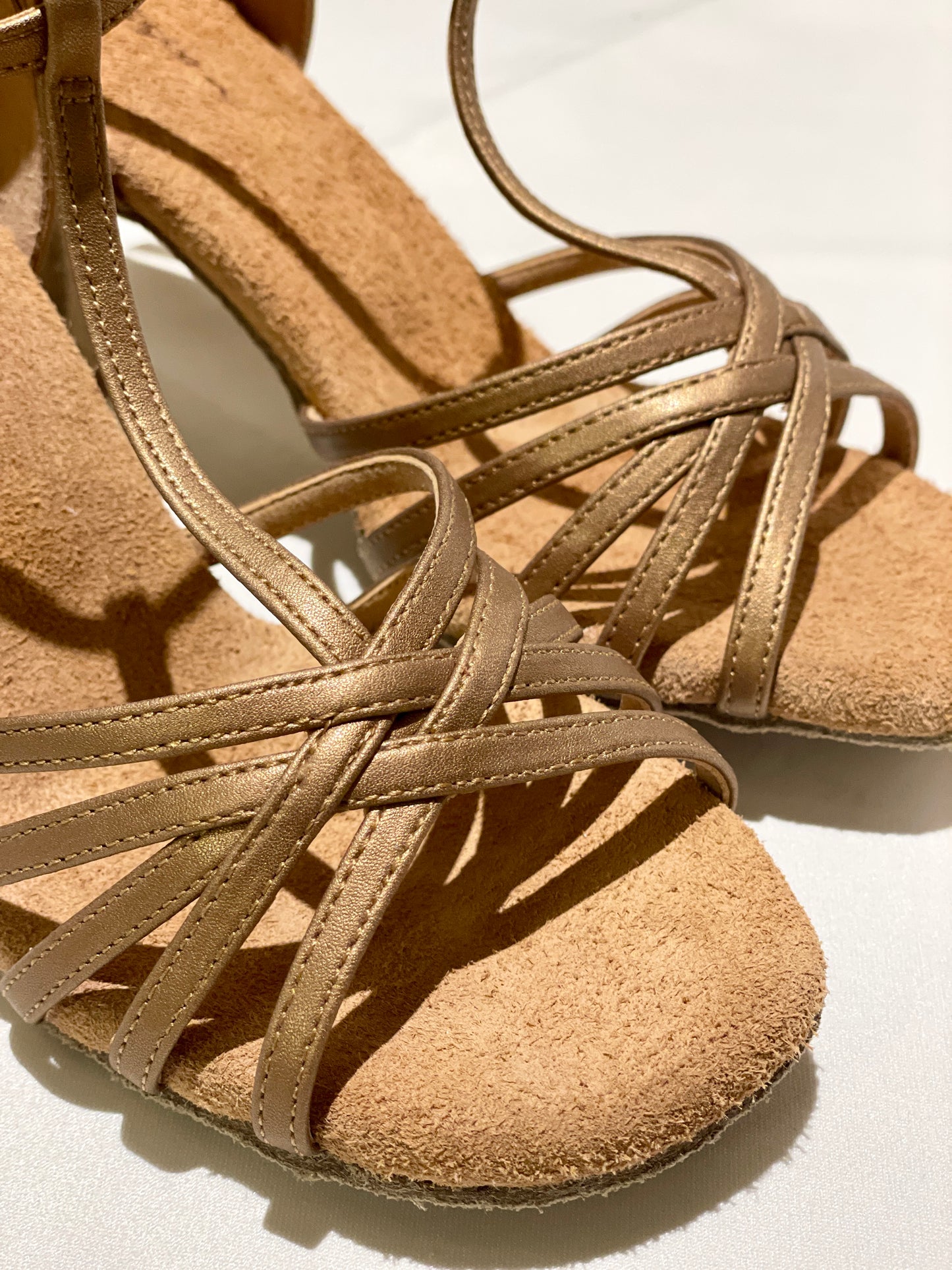 Style 102 - Must-Have T-bar 7.5cm Straight Heel Dark Tan Leather