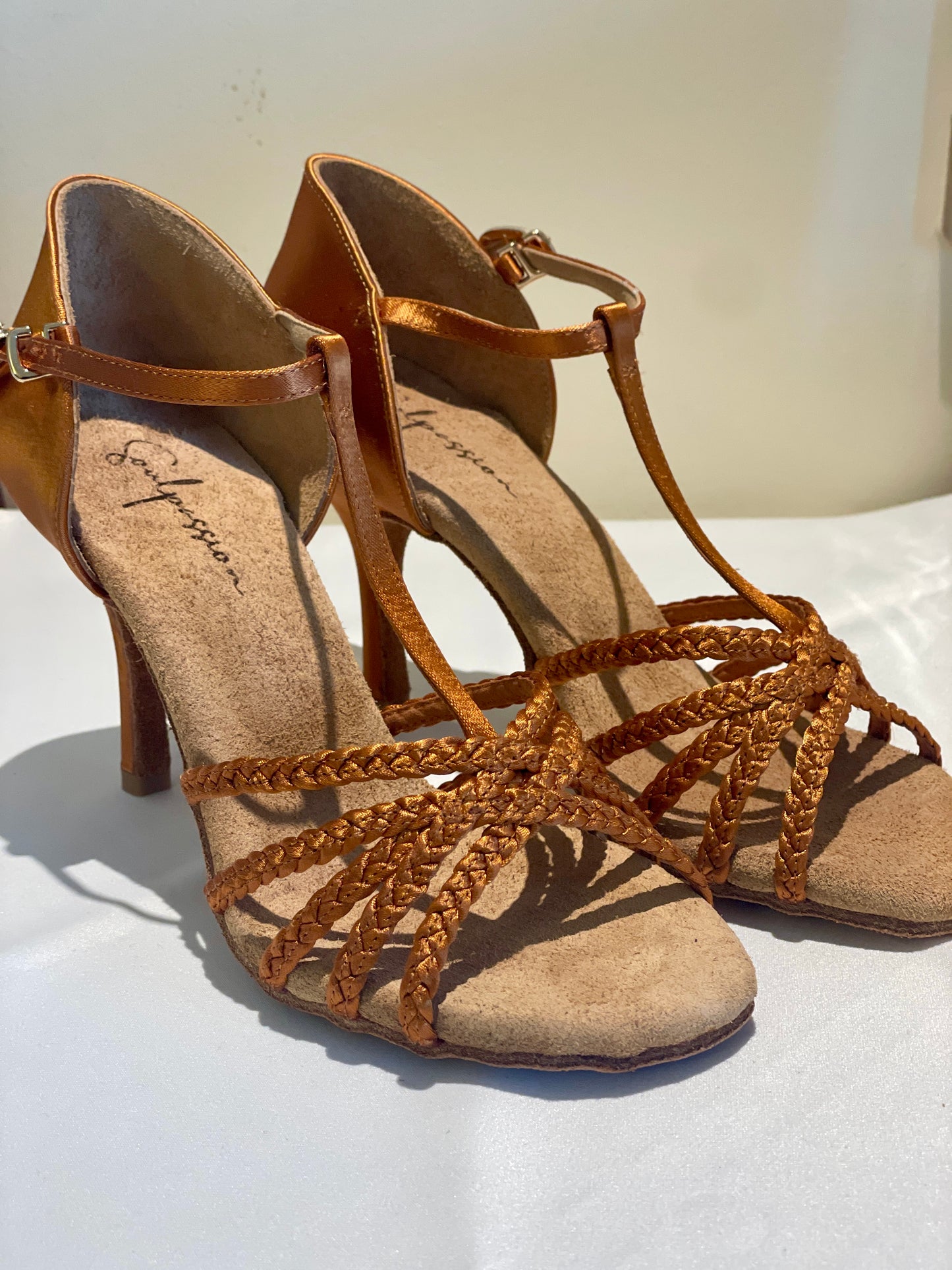 Style 101 - Intuition - T-bar Dark Tan Satin Twist Strap